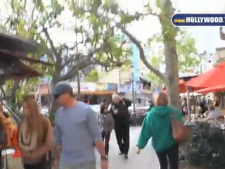 Joel McHale, Yvette Nicole Brown and Antonio Banderas shop at the Grove