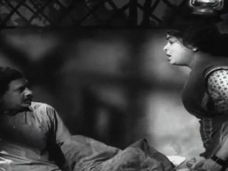 Deivam Pesuma - Woman delivers A Baby