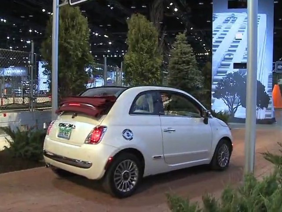 Autosital - Images de la piste d'essai du groupe Fiat/Chrysler au salon de Chicago 2012