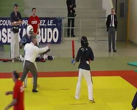 1er combat baton individuel Pascal FORNEROT vs Frederic VERDURIER championnat de bourgogne février 2012