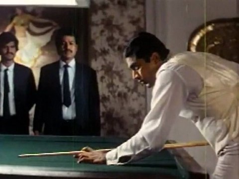 Police Adhikari - Sarath Kumar Killing A Man