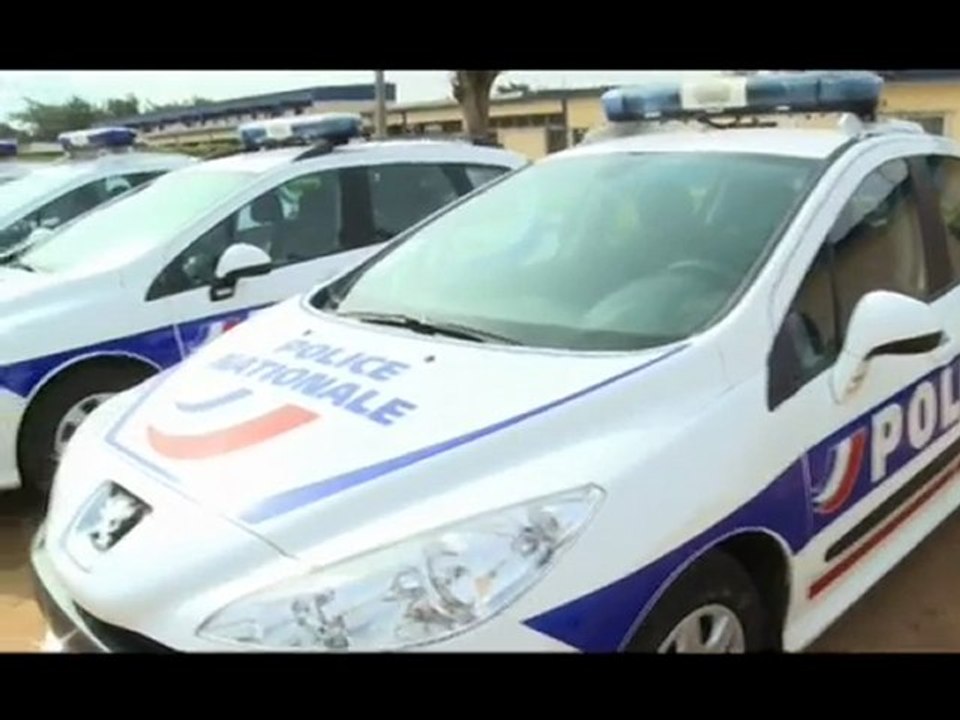 COOPERATION FRANCE/ CI : Don de matériel à la police et à la Gendarmerie