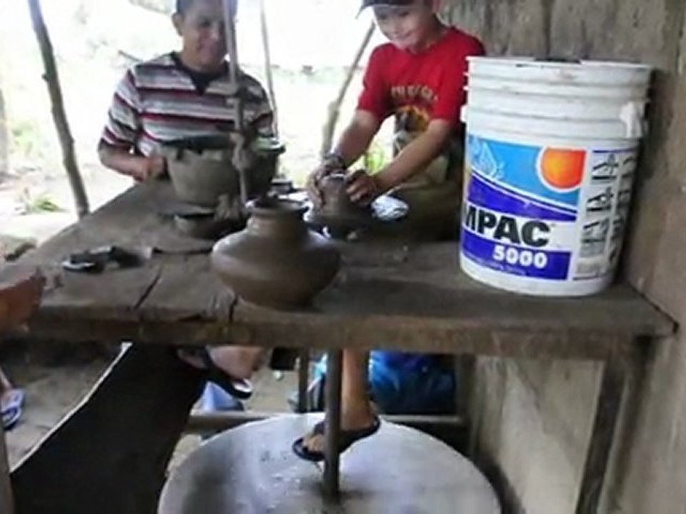 cours de poterie au Nicaragua