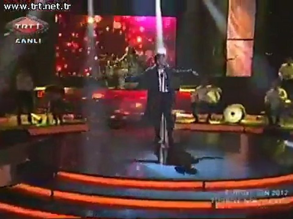 Can Bonomo - Love Me Back -Eurovision 2012 Türkiye www.atesclup.com