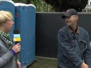 Urinal Hand Washing Epic Fail