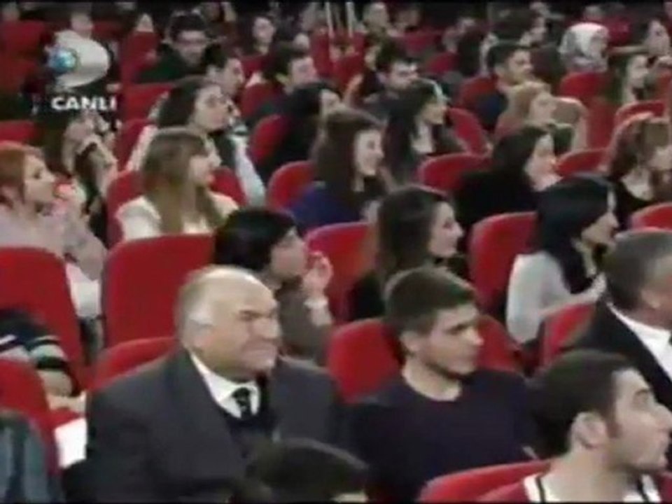 Gürsel Tekin'i fena terletti