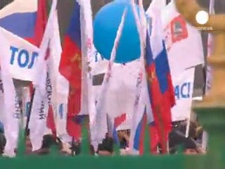 Putin supporters take over Moscow streets