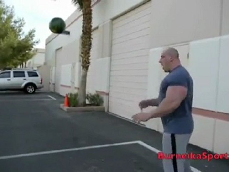 Beyler adam kaslı