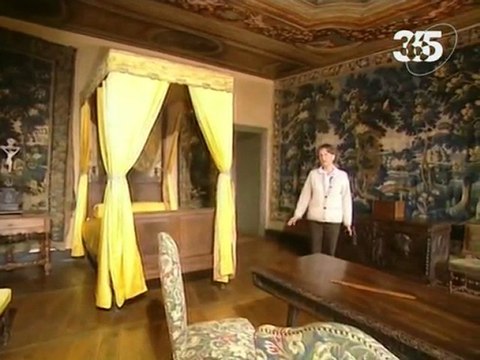 Замки Франции. Песте, департамент Канталь (Pesteils. Cantal)