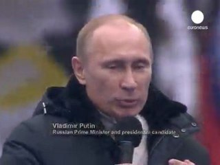 Russie: Vladimir Poutine réunit 130 000 partisans au...