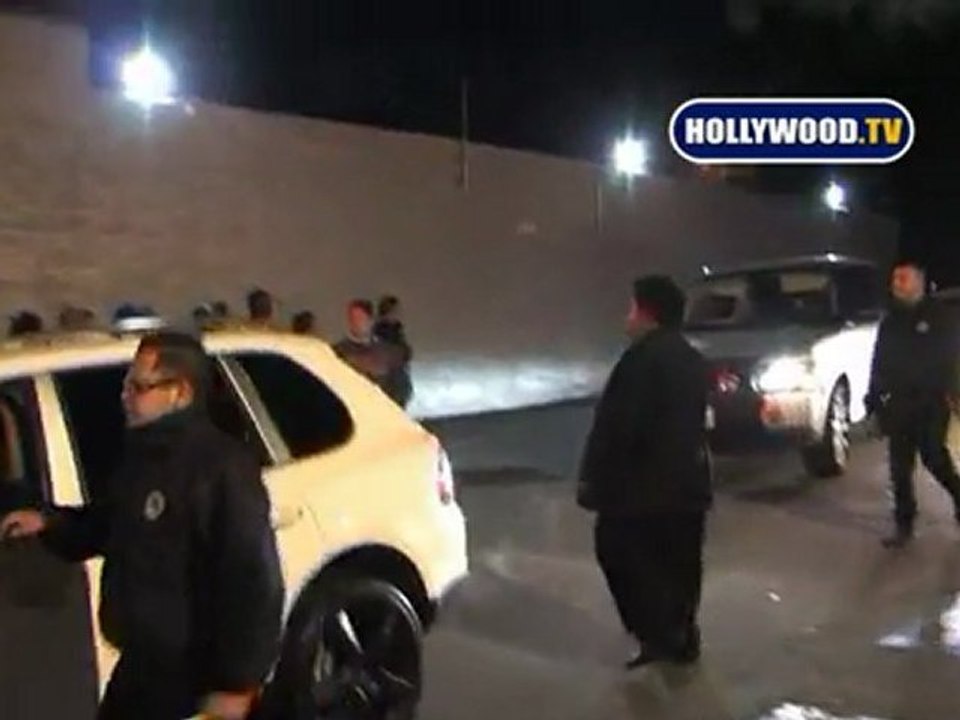Paris Hilton Leaves Voyeur Nightclub
