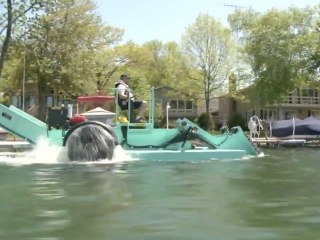 bateau faucardeur,bateau faucardeur toulouse,bateau faucardeur haute garonne,