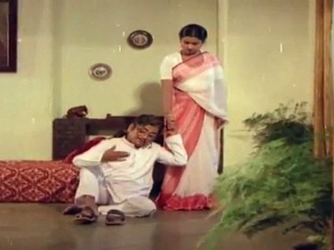 Srimathi Kavali - Radhika Scolds Allu Ramalingaiah