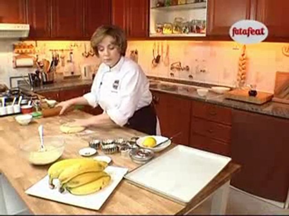 حورية المطبخ تارت بالموز وكريمة اللوز