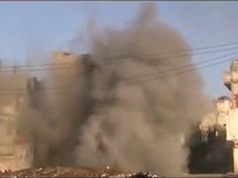 فري برس حمص باباعمرو هام القصف العنيف والهمجي على الحي 22 2 2012 ج1