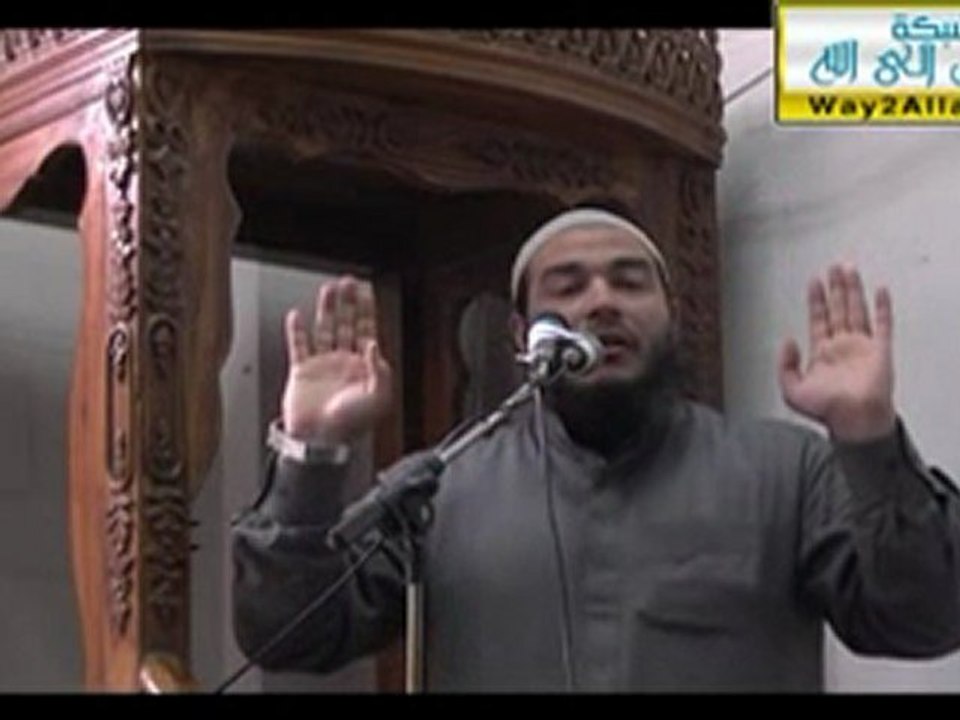 قصة جد مؤثرة لمغني مصري؟؟