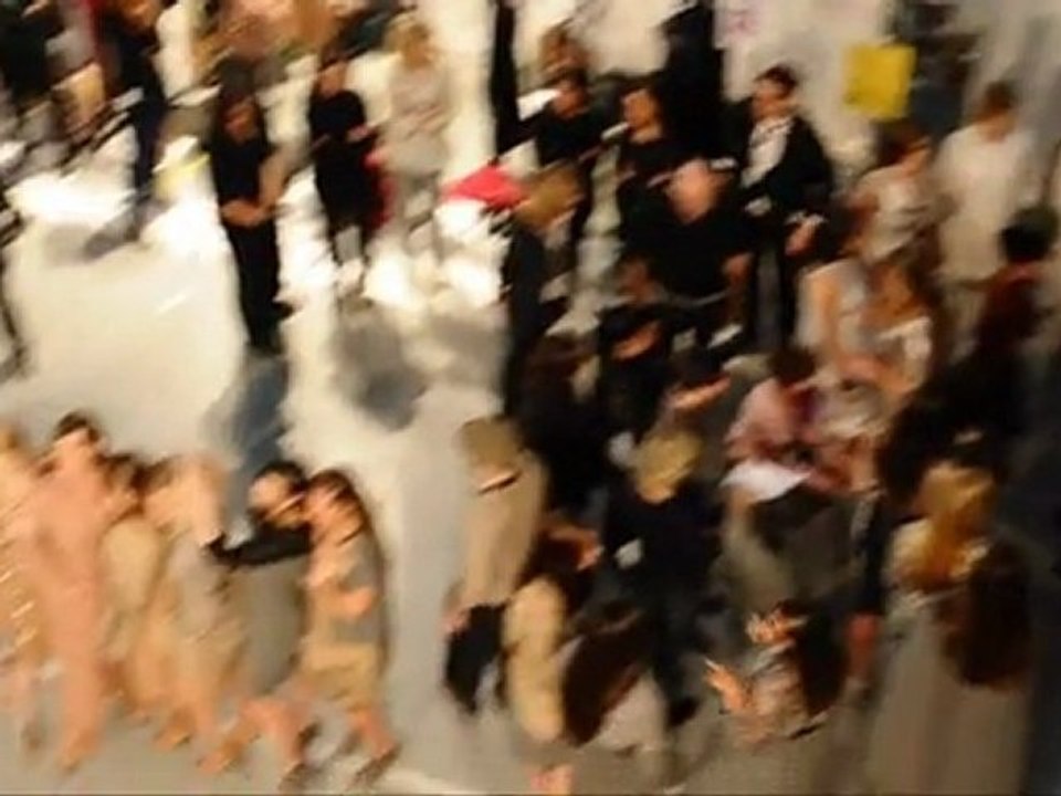 Models - backstage bei der Mailänder Modewoche