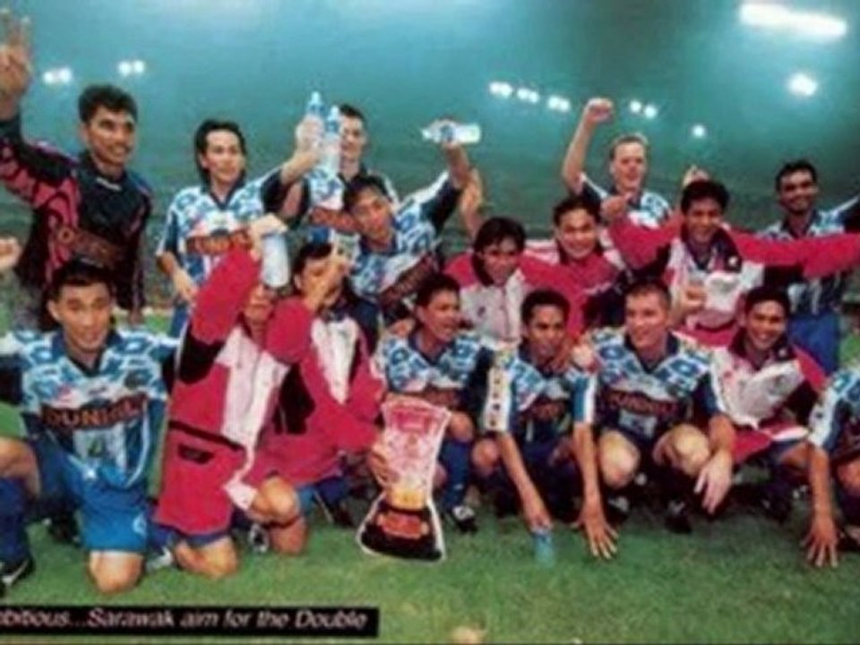 United Kids Of Oi - Angkat Balit