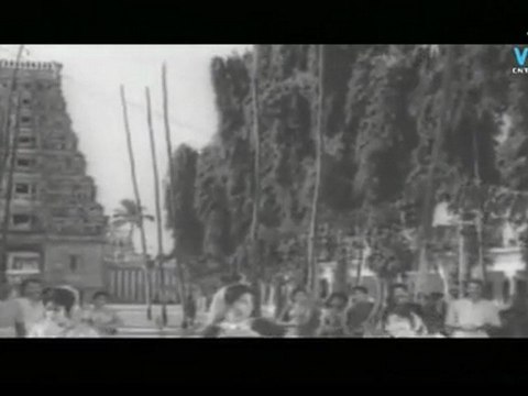 Ponnukku Thanga Manasuscene - song 1.mov