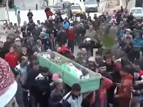 فري برس حماة المحتلة حي جنوب الملعب تشييع الشهيد محمد الجاسم 23 2 2012 ج1