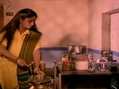 POOVE ILAM POOVE SCENE 17.mov