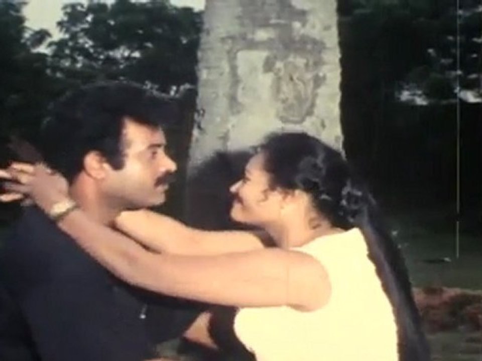 En Aasai Kadhalan - Driver Trying to Molesting...