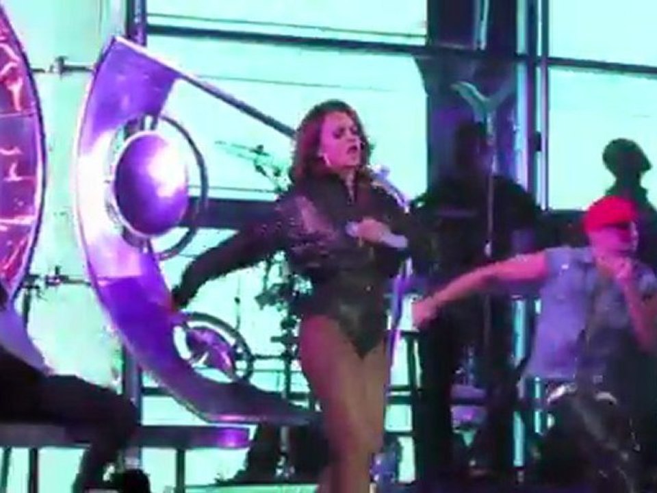 Are Rihanna and Chris Brown Performing on American Idol?