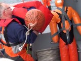 La Marine s'entraîne avec la Société nationale de sauvetage en mer (SNSM)