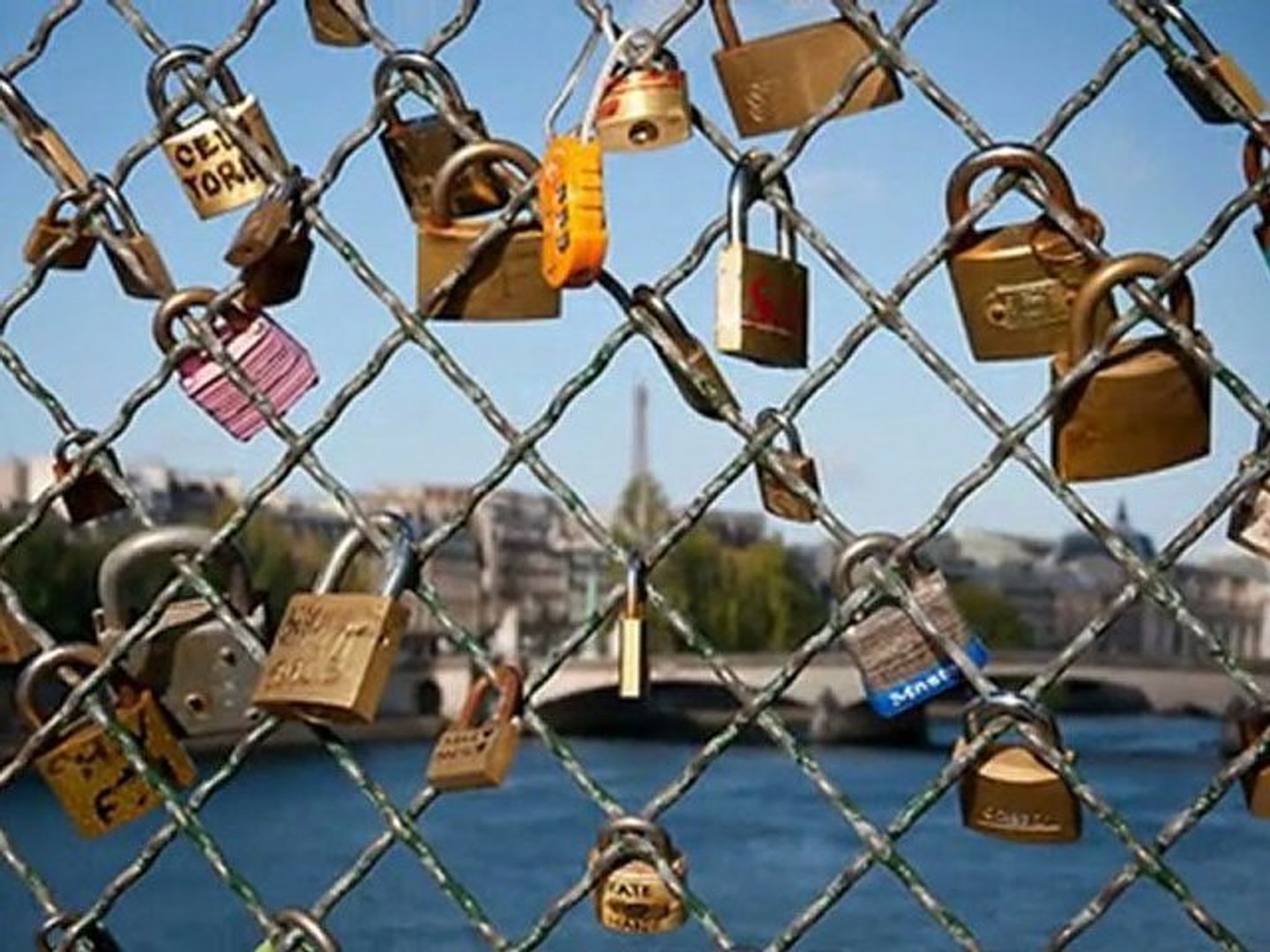 ⁣Париж....(френска музика - акордеон )