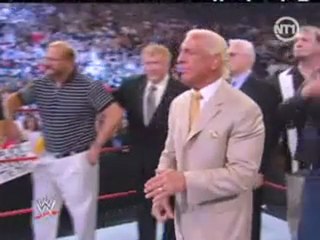WWE-Universal.FR - Départ de Ric Flair a la retraire FR