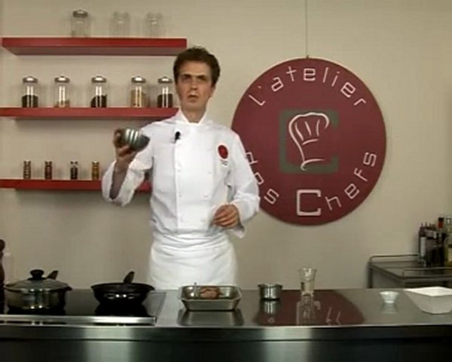 Recette de carré d'agneau en croûte d'herbes, choucroute de navets