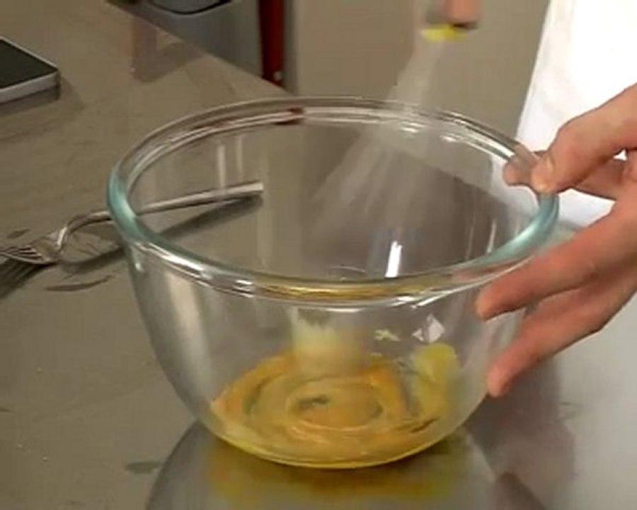 Recette de tartare de boeuf au basilic et crumble au parmesan Parmigiano Reggiano