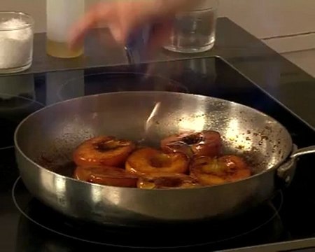 Recette de pêches flambées