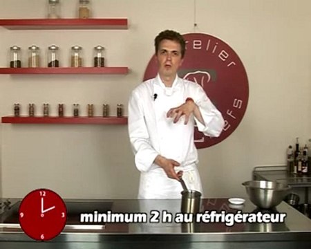 Recette de sphérification: perle de pêche à la vanille, fraises au sirop
