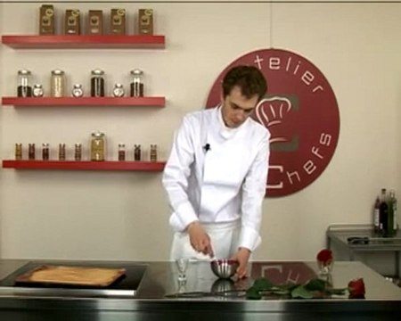 Recette de tiramisu framboises et pétales de rose