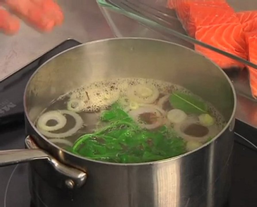 Technique de cuisine : Pocher un saumon