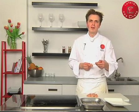 Technique de cuisine : Préparer des brochettes de volaille