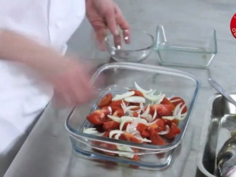 Technique de cuisine : cuire un poisson au four