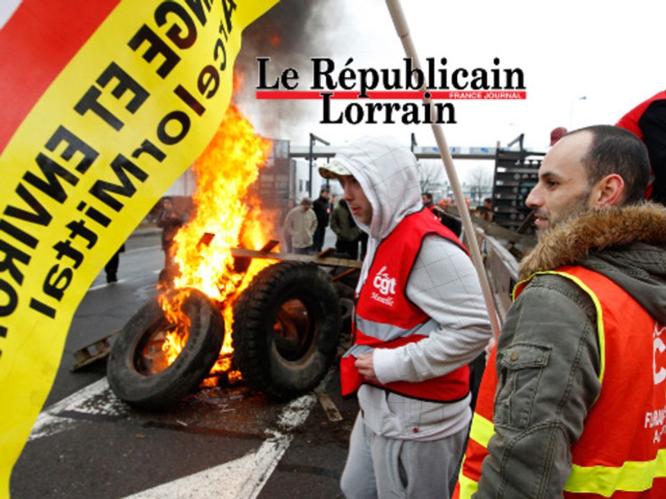 François Hollande à Florange : "On nous mène en bateau  jusqu'aux élections..."