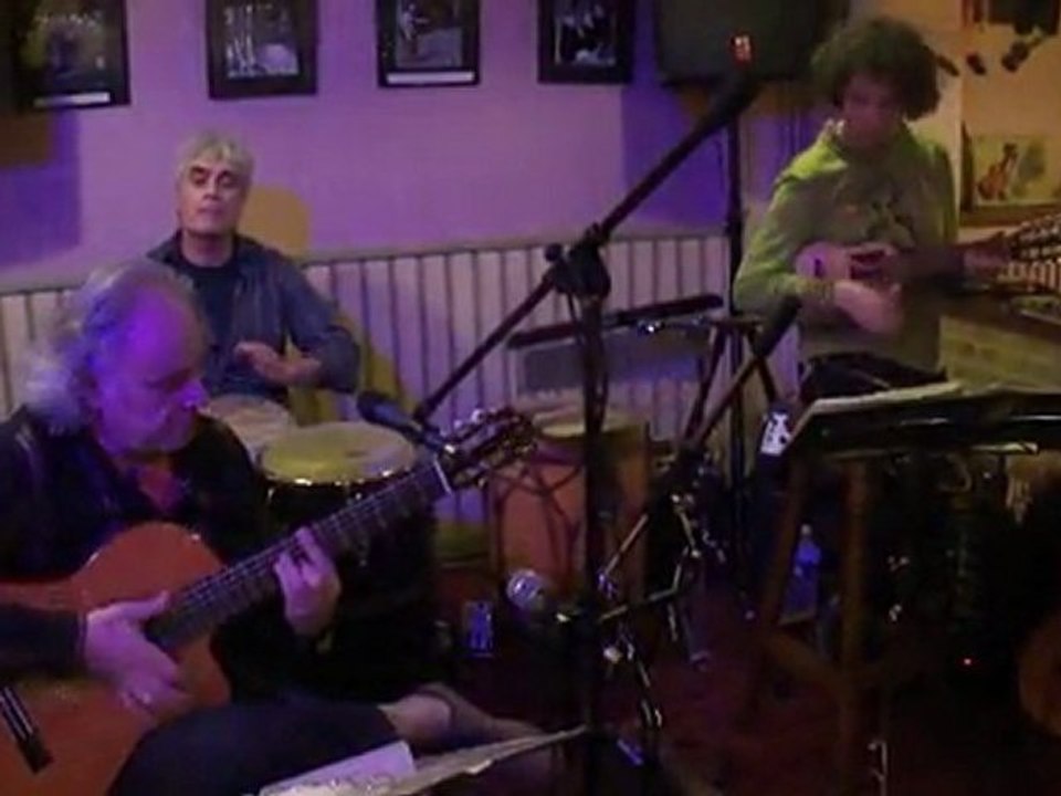 02  23 02 12  CANTA CLARO à la PIZZA GOGO Dreux