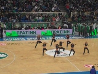 Χορευτικό τσιρλίντερ Παναθηναϊκού στο ΟΑΚΑ