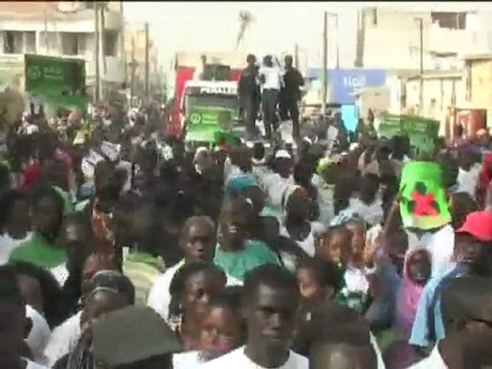 SAINT LOUIS WOLOF...