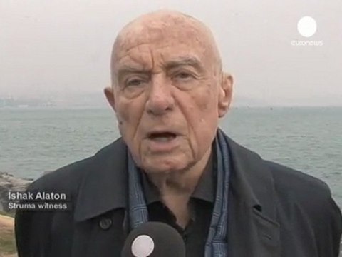 Turkish, Romanian Jews mourn Struma victims