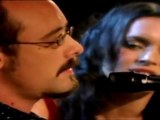 NORAH JONES with RICHARD JULIAN - That's The Way That The World Goes 'Round