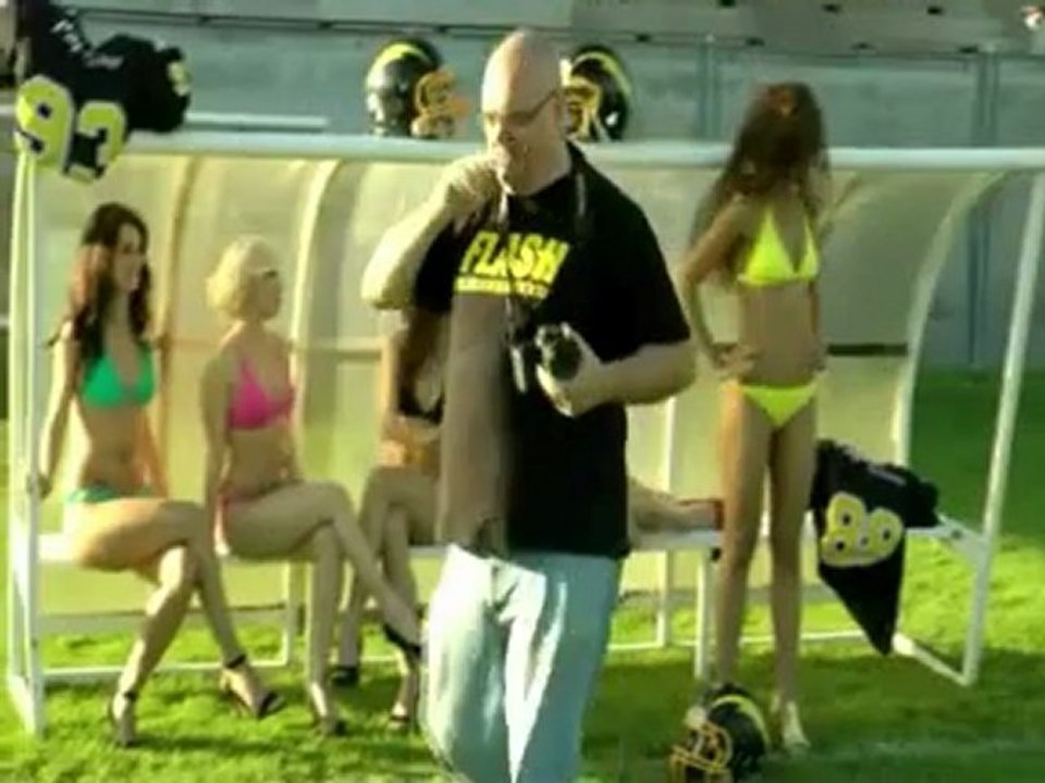 Feeling Dance Team and Flash Football Calendar Shoot