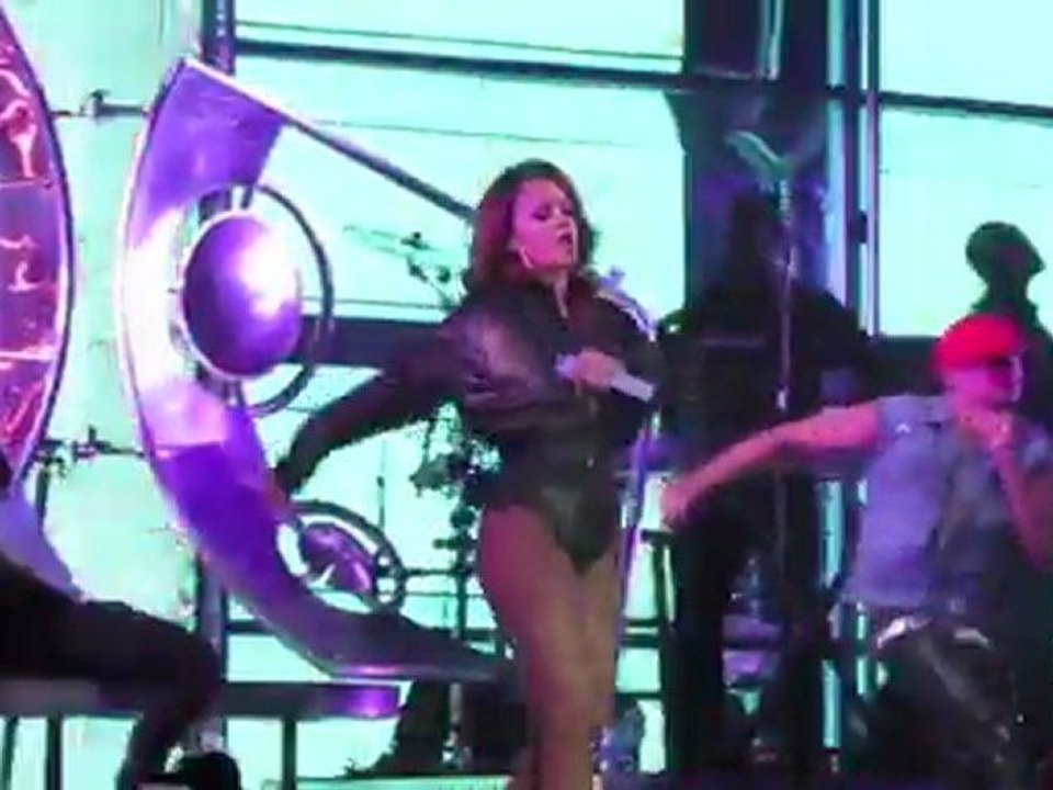 Rihanna et Chris Brown chanteront-ils ensemble dans American Idol ?