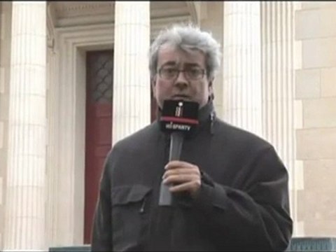 Los griegos que viven en Francia se solidarizan con los manifestantes de Grecia