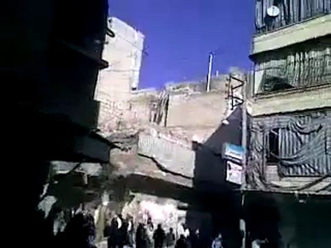 فري برس حلب هجوم الامن على المتظاهرين في حي الفردوس 24 202012