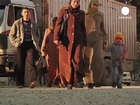 Syrian army agrees truce to lay-off border town