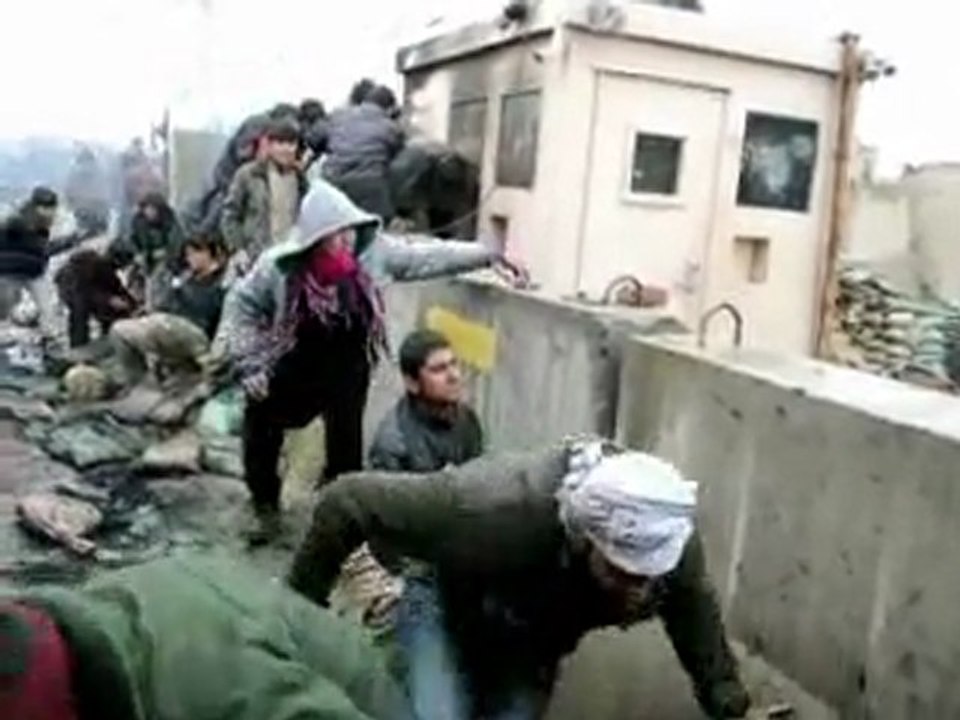 manifestation devant la base de bagram